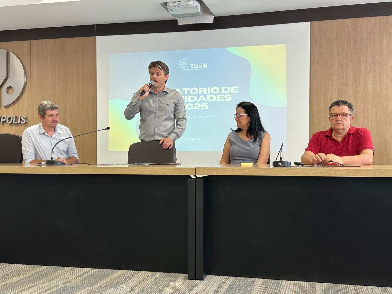 Na pauta, estiveram a apresentação e aprovação da prestação de contas do exercício de 2025, bem como a apresentação e aprovação do Plano de Trabalho para 2026,